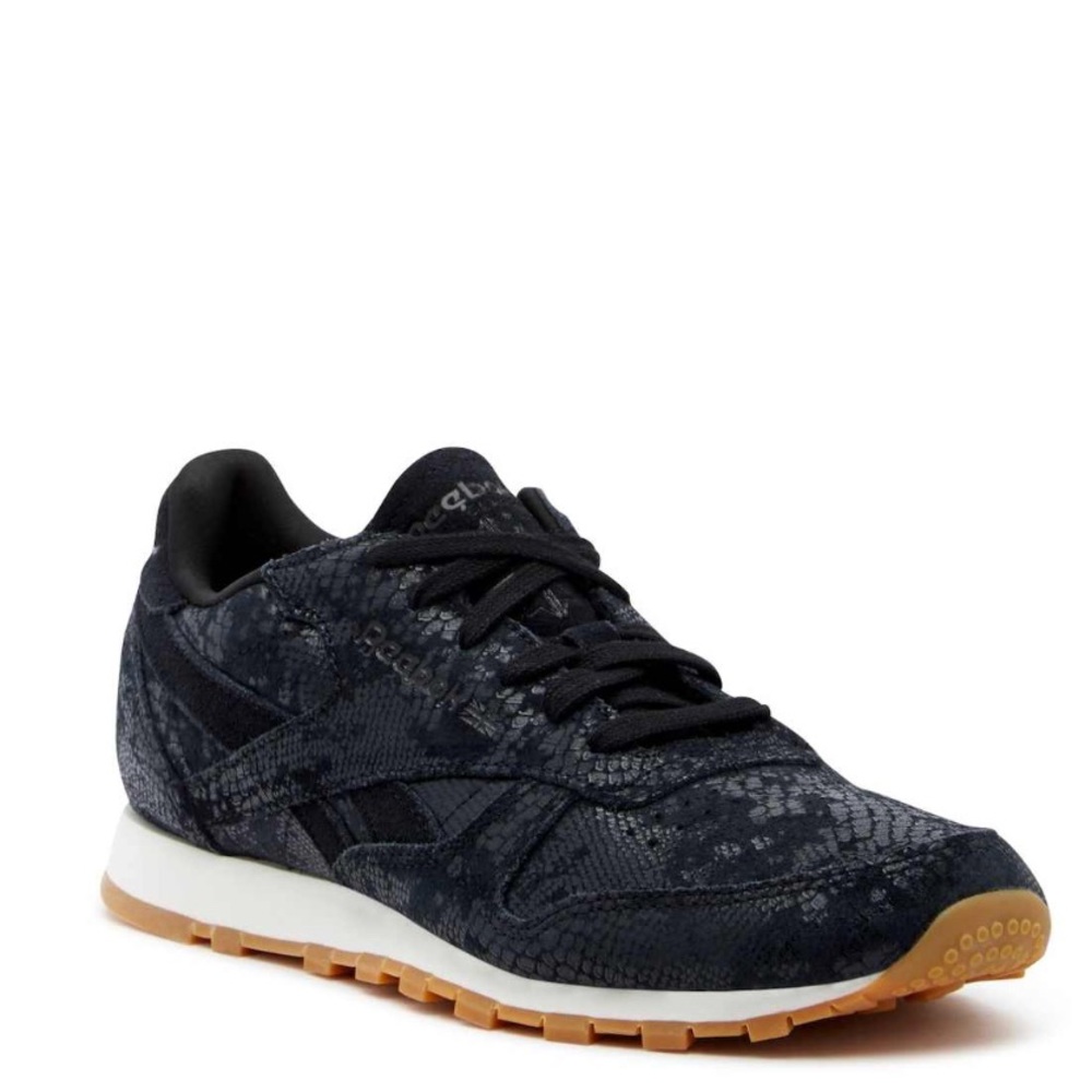 NIB Exotic Snake printed exotic Sneaker